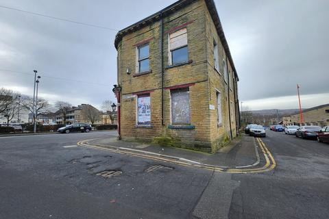 Bar and nightclub to rent, Bradford, BD1
