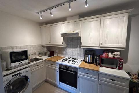 1 bedroom apartment to rent, St Lukes Square, Guildford GU1