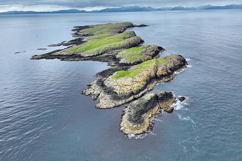 Land for sale, Fladda-Chuain Island, N.W of The isle of Skye IV51