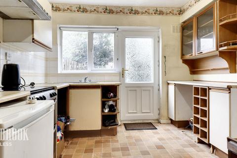 2 Haslam Crescent, Sheffield, S8 7GR