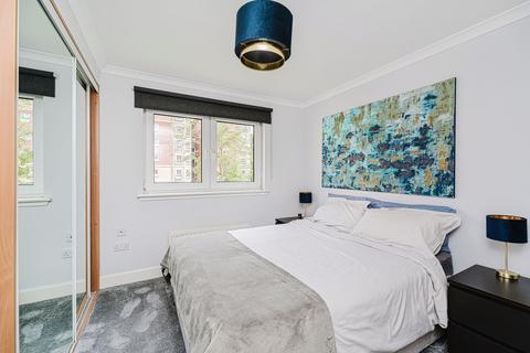 12/4 St. Clair Road, Edinburgh, EH6 8JJ