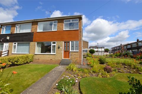 3 bedroom semi-detached house for sale, Parkways Grove, Oulton