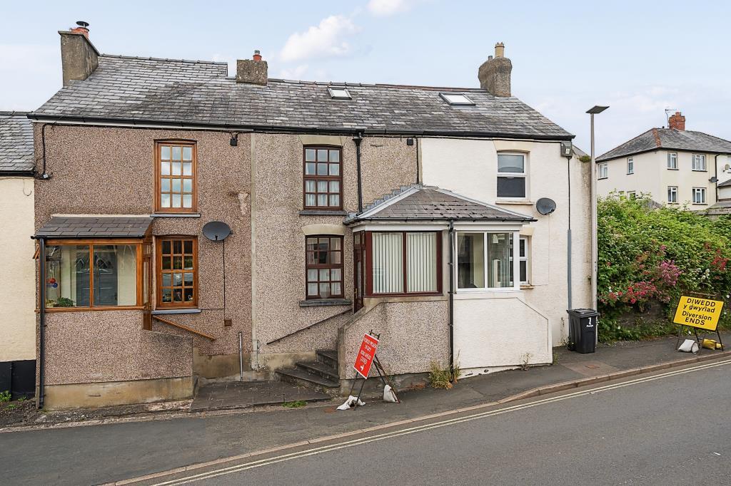 Maendu Street Brecon Powys Ld3 2 Bed Terraced House For Sale £165 000