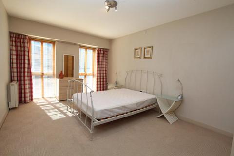 1 bedroom apartment to rent, St. James Barton, Bristol BS1