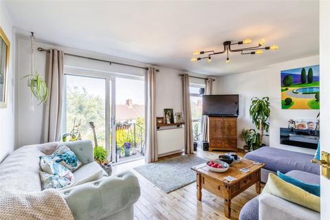 58 Haldon Close, Bristol, BS3 5LR