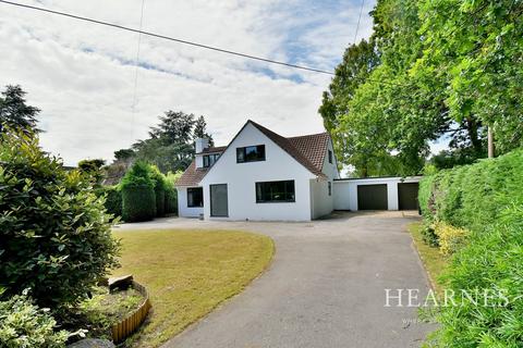 4 bedroom detached house for sale, Golf Links Road, Ferndown, BH22