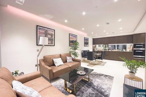 2 bedroom apartment to rent, sugar quay , 1 Water Lane, London, EC3R