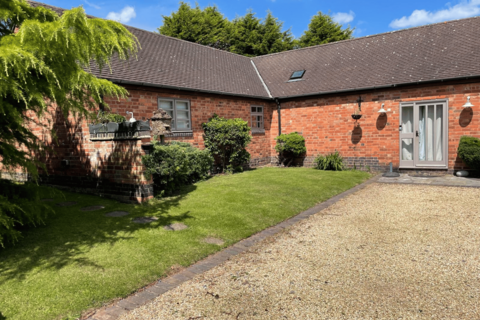 3 bedroom barn conversion for sale, Wall Hill Road, Coventry, CV7