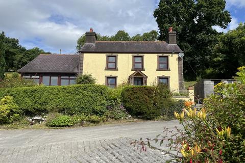 3 bedroom farm house for sale, Llansadwrn, Llanwrda, Carmarthenshire.