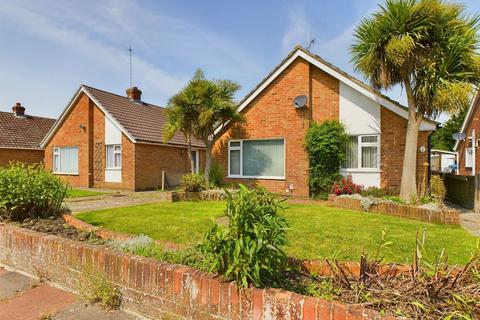 2 bedroom detached bungalow for sale, Birkdale Close, Worthing, BN13