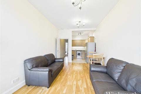 2 bedroom apartment to rent, Grosvenor Parade, Uxbridge Road, Ealing, London, W5