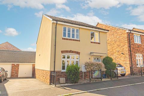 4 bedroom property for sale, Clos Ystwyth, Caldicot, NP26