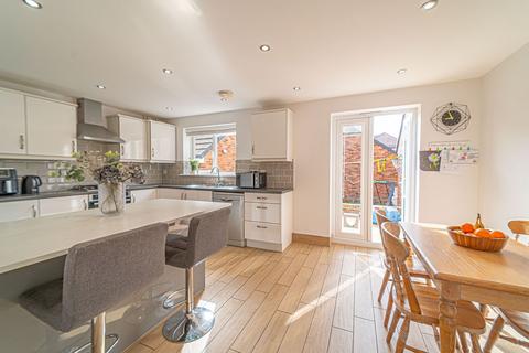 19 Clos Ystwyth, Caldicot, NP26 4RE