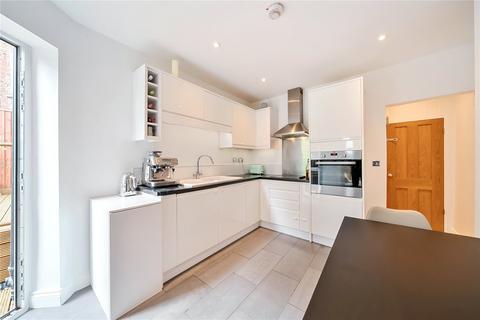 Flat A, 70 Alexandra Park Road, London, N10 2AD