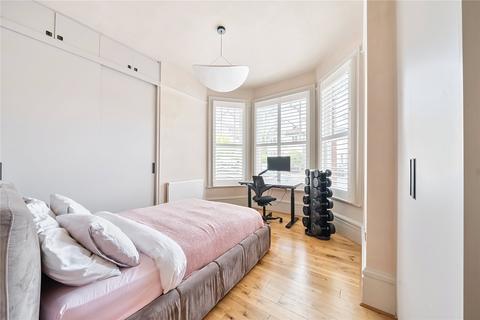 Flat A, 70 Alexandra Park Road, London, N10 2AD