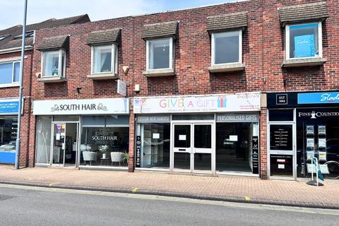 Shop to rent, Lymington Road, Highcliffe, Dorset. BH23 5EY