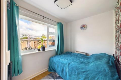25 Crypt Court, Tuffley, Gloucester, GL4 0QB