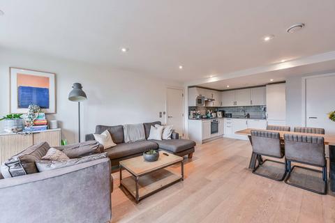 1 bedroom flat for sale, Creek Road, Deptford, London, SE8