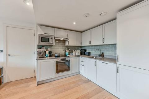 1 bedroom flat for sale, Creek Road, Deptford, London, SE8