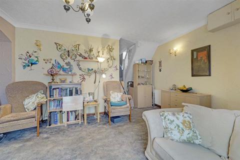 1 bedroom terraced house for sale, Tilney Road, Dagenham, Essex