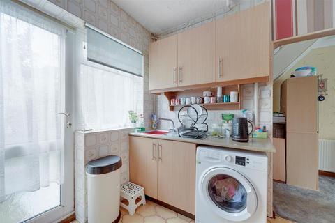 28 Tilney Road, Dagenham, RM9 6HP