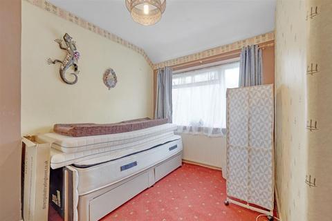 28 Tilney Road, Dagenham, RM9 6HP