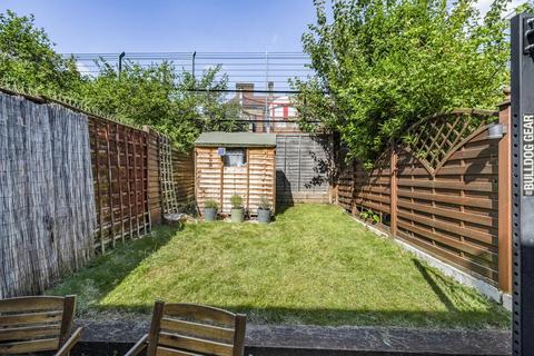 2 bedroom terraced house for sale, Derinton Road, Tooting