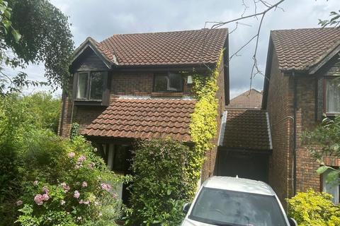 3 bedroom detached house to rent, Stanmore,  Harrow,  HA7