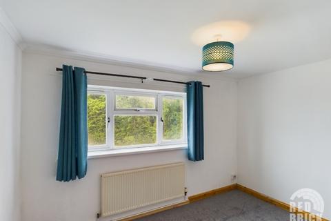 2 bedroom flat to rent, Plants Hill Crescent, Coventry, CV4