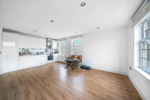 1 bedroom apartment to rent, London Road Enfield EN2