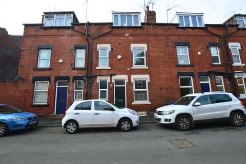 1 bedroom in a house share to rent, Highbury Lane, Leeds LS6