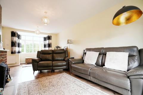 4 bedroom detached house for sale, Carde Close, Hertford SG14