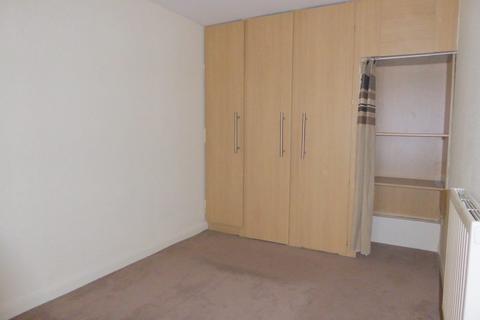 Studio to rent, Flat 5, 1 Lower Range Road, DA12 2QL