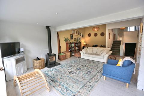 3 bedroom semi-detached house for sale, Blakelow Road, Macclesfield