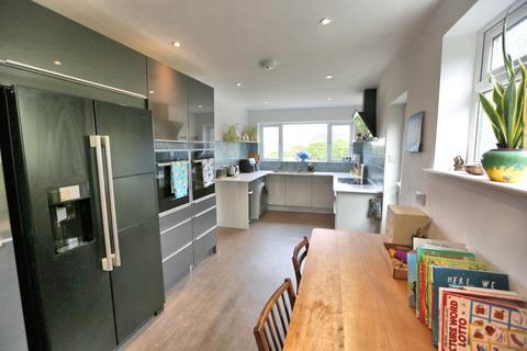 53 Blakelow Road, Macclesfield, SK11 7ED