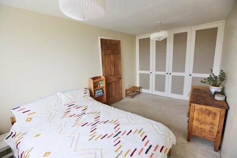 53 Blakelow Road, Macclesfield, SK11 7ED