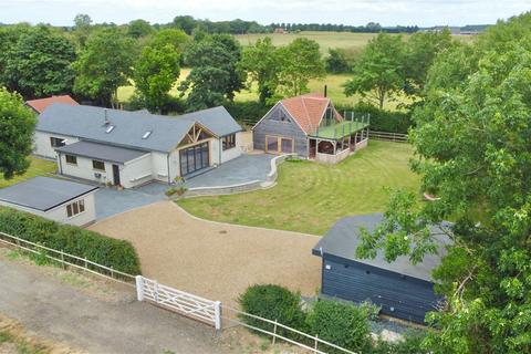 4 bedroom barn conversion for sale, Reading Green, Hoxne, Hoxne, IP21 5DJ