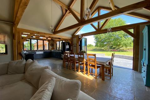 4 bedroom barn conversion for sale, Reading Green, Hoxne, Hoxne, IP21 5DJ