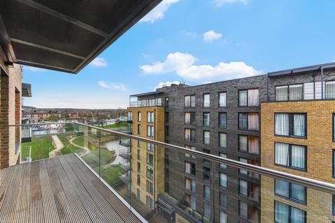 2 bedroom apartment to rent, Kidbrooke Village, Merlin Court, Kidbrooke SE3