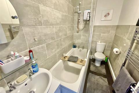 11 Grays Road, Carlton, Barnsley, S71 3JW