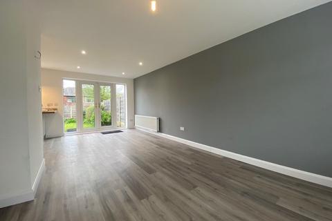 64 Fold Green, Chadderton, Oldham, OL9 9DX