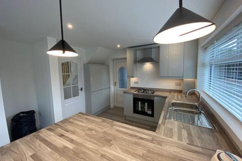 64 Fold Green, Chadderton, Oldham, OL9 9DX