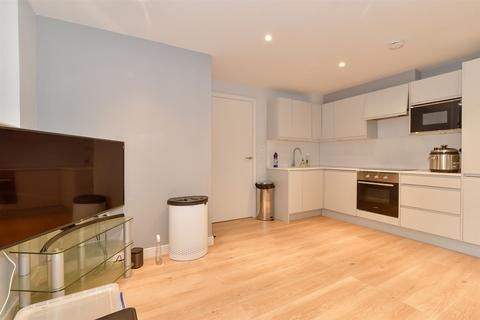 1 bedroom ground floor flat for sale, Mill Bay Lane, Horsham, West Sussex