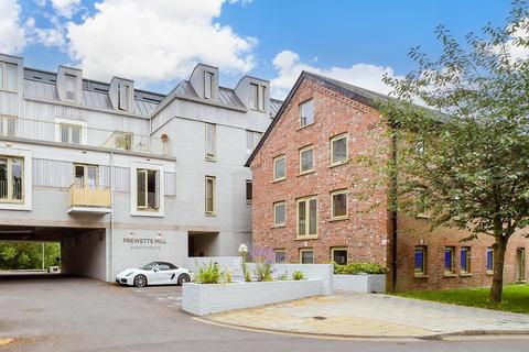 1 bedroom ground floor flat for sale, Mill Bay Lane, Horsham, West Sussex