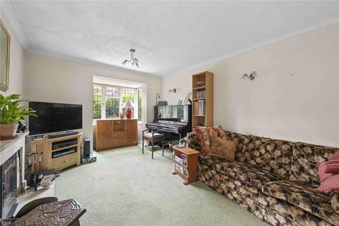3 bedroom bungalow for sale, Robins Field, Chillington, Kingsbridge, Devon, TQ7