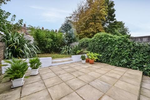 2 bedroom flat for sale, Connaught Road, Hove, East Sussex, BN3