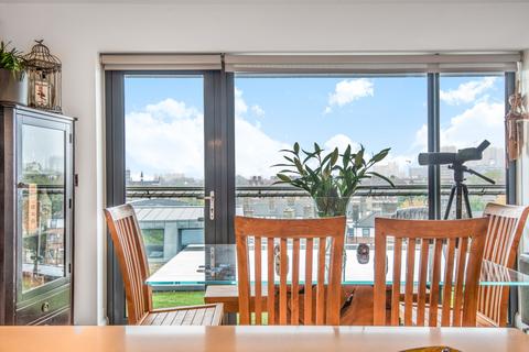 2 bedroom penthouse for sale, Calico House, Long Lane, SE1