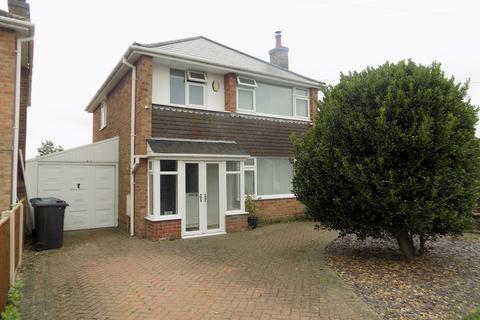 3 bedroom detached house to rent, Abbey Rd, Bingham, NG13