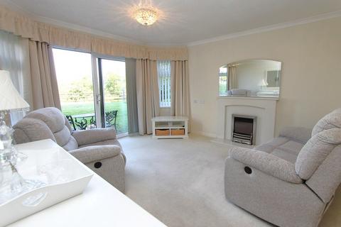 1 bedroom flat for sale, Austcliffe Lane, Cookley, Kidderminster, DY10