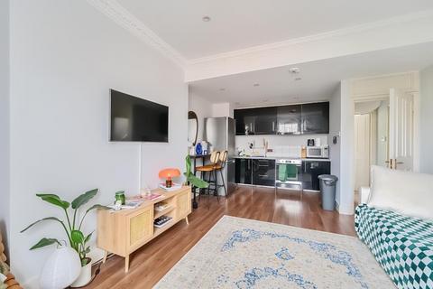 2 bedroom flat for sale, Belsize Road,  West Hampstead,  NW6